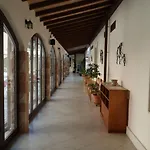 Hotel Domus Laetitiae *