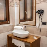 Domus Laetitiae Hotel