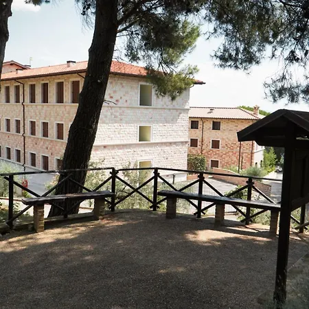 Domus Laetitiae Hotell