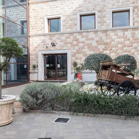 Hotel Domus Laetitiae Assisi