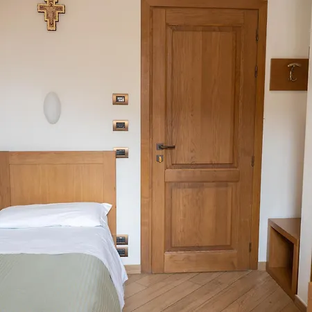 Domus Laetitiae Hotell Assisi