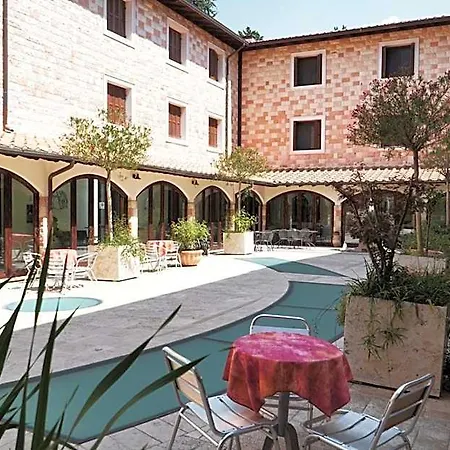 Domus Laetitiae