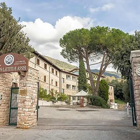 Hotell Domus Laetitiae *