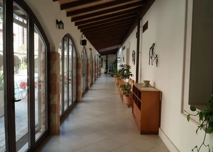 Hotel Domus Laetitiae *